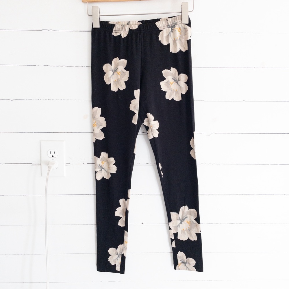 Old Navy Black Floral Leggings